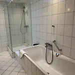 Grosszuegige Am Stadtrand Appartement