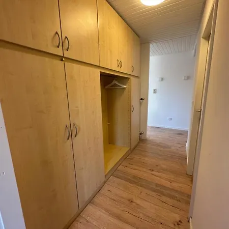 Grosszuegige Am Stadtrand Würzburg